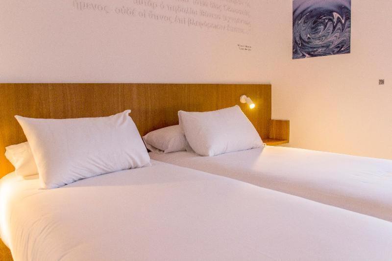 Hotel Bela Fisterra Rum bild